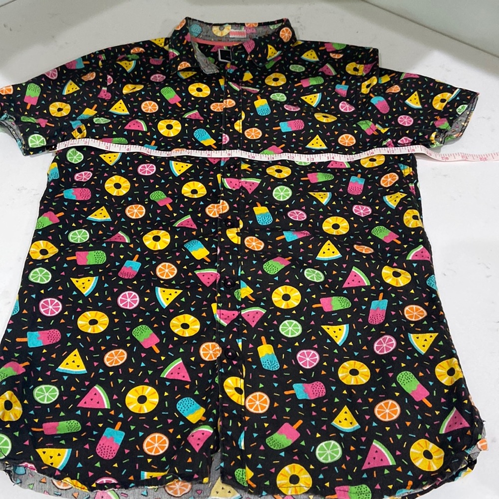 MTL made to live nyc slim fit small button down 💕 popsicles, fruit & confetti
